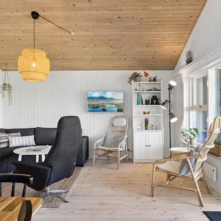 Sheemen - 900m From The Sea By Interhome *